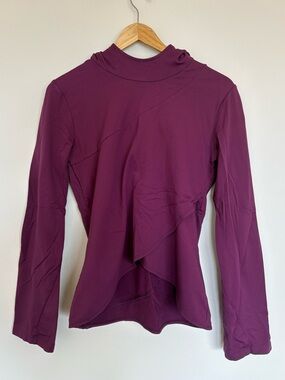 Patagonia Women's Pullover Hoodie Fuchsia Long Sleeve Size M Outdoor Athleisure